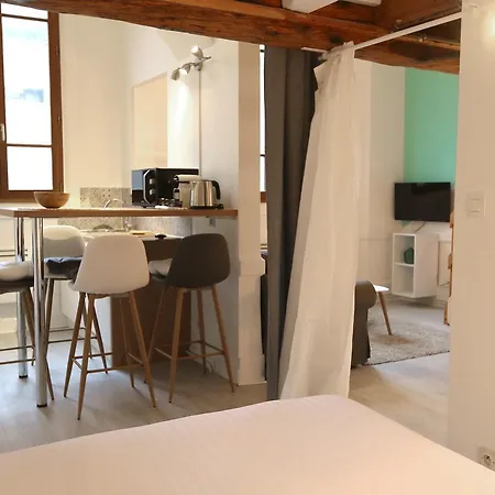 Be My - Le Scandinave Lyon